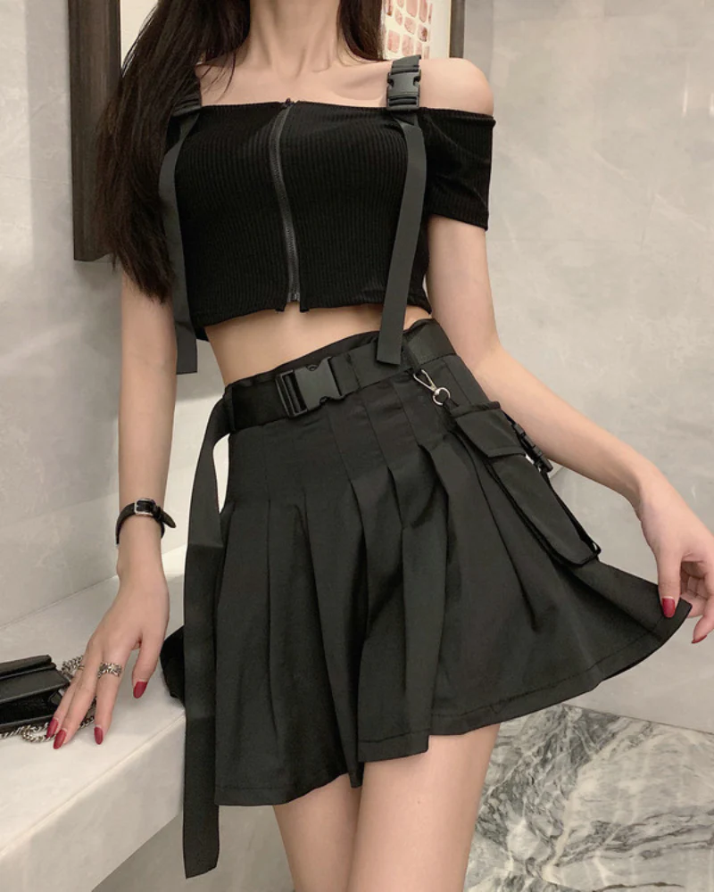 Functional Pocket Black Cargo Skirt - Image 3
