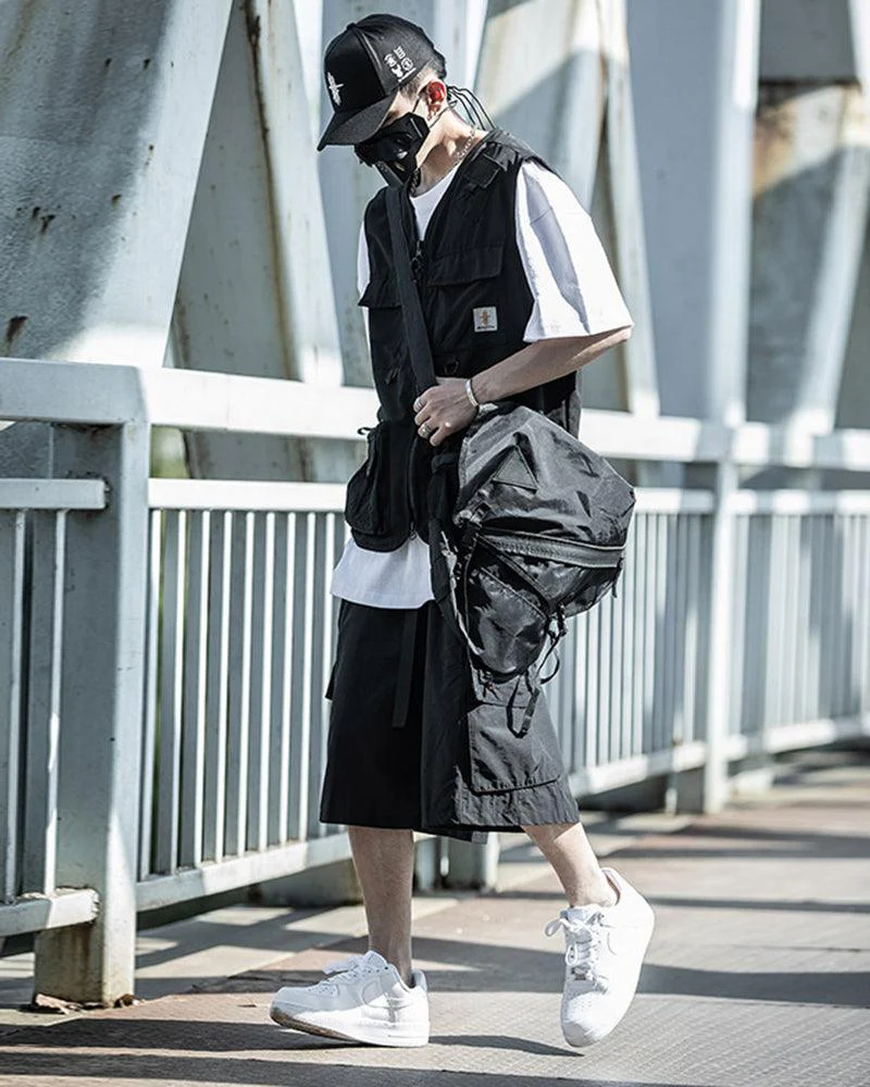 Outdoor Black Sleeveless Cargo Vest - Image 8
