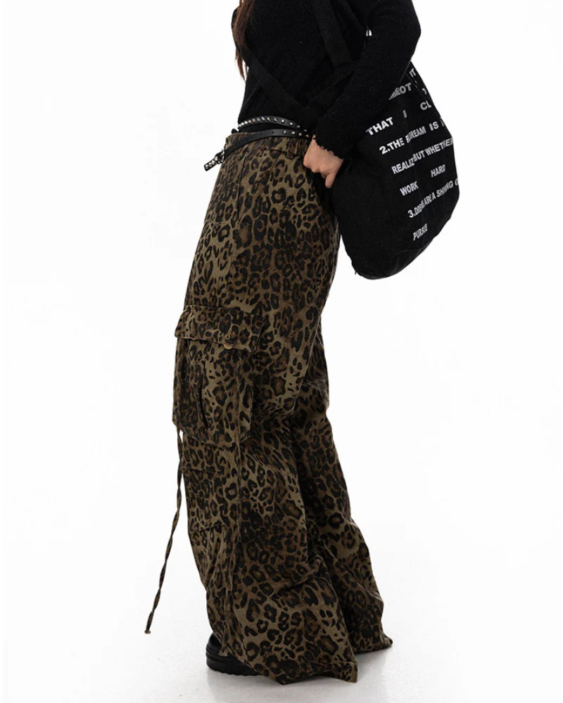 Streetwear Women’s High-Waist Cargo Leopard Jeans - Image 6